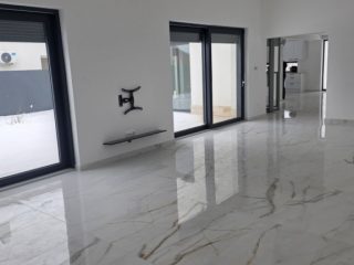 Eladó 242 m²-escsaládi ház Vecsés, Magdolna utca: 245'000'000 Ft