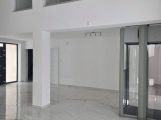 Eladó 242 m²-escsaládi ház Vecsés, Magdolna utca: 245'000'000 Ft