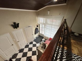 Eladó 139 m²-escsaládi ház Vecsés, OTTHON ÉS VÁLLALKOZÁS: 144'900'000 Ft