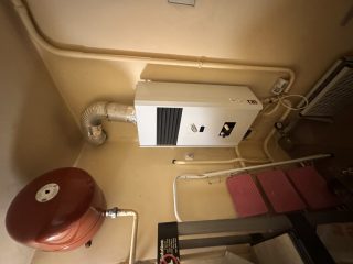 Eladó 139 m²-escsaládi ház Vecsés, OTTHON ÉS VÁLLALKOZÁS: 144'900'000 Ft