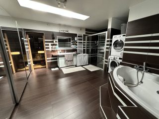 Eladó 230 m²-escsaládi ház Vecsés, Szép környezet: 299'000'000 Ft