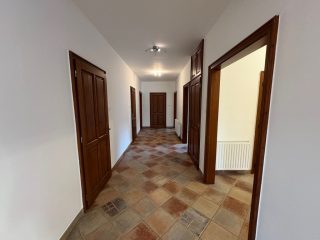 Eladó 160 m²-escsaládi ház Vecsés, Vecsés: 149'900'000 Ft