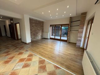 Eladó 160 m²-escsaládi ház Vecsés, Vecsés: 149'900'000 Ft