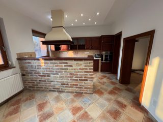 Eladó 160 m²-escsaládi ház Vecsés, Vecsés: 139'900'000 Ft