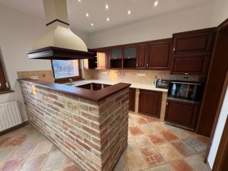 Eladó 160 m²-escsaládi ház Vecsés, Vecsés: 139'900'000 Ft