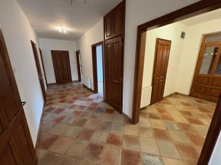 Eladó 160 m²-escsaládi ház Vecsés, Vecsés: 139'900'000 Ft