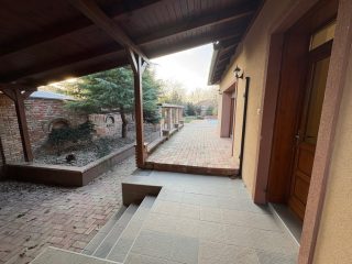 Eladó 160 m²-escsaládi ház Vecsés, Vecsés: 139'900'000 Ft