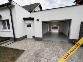 Eladó 207 m²-escsaládi ház Vecsés, Vecsés: 219'000'000 Ft