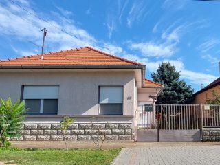 Eladó 187 m²-escsaládi ház Vecsés, Vecsés utca: 169'900'000 Ft