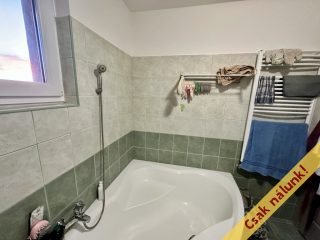 Eladó 43 m²-estársasházi lakás Vecsés, Wass Albert utca: 66'900'000 Ft