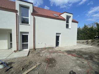 Eladó 82 m²-esikerház Velence, Madár utca: 105'000'000 Ft