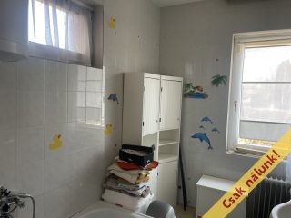 Eladó 146 m²-escsaládi ház Velence, Mandula utca: 95'000'000 Ft