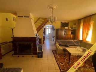 Eladó 146 m²-escsaládi ház Velence, Mandula utca: 95'000'000 Ft