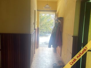 Eladó 100 m²-escsaládi ház Velence, Újtelepi utca: 75'000'000 Ft