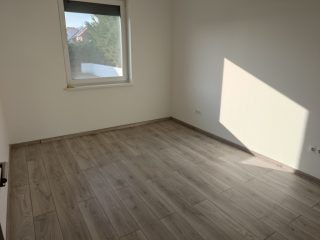 Eladó 91 m²-esikerház Velence (Velence) , Adria körút: 114'900'000 Ft