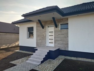 Eladó 91 m²-esikerház Velence (Velence) , Adria körút: 114'900'000 Ft