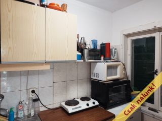 Eladó 38 m²-esüdülő Velence (Velence) , Balatoni út: 24'000'000 Ft