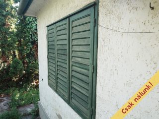 Eladó 38 m²-esüdülő Velence (Velence) , Balatoni út: 24'000'000 Ft