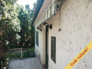 Eladó 38 m²-esüdülő Velence (Velence) , Balatoni út: 24'000'000 Ft