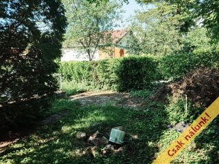 Eladó 38 m²-esüdülő Velence (Velence) , Balatoni út: 24'000'000 Ft