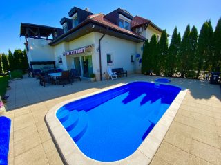 Eladó 202 m²-escsaládi ház Velence (Velence) , Kemping utca: 199'000'000 Ft