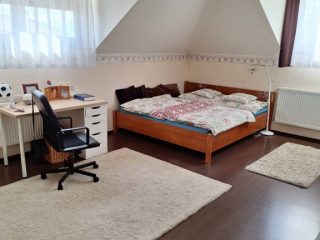 Eladó 202 m²-escsaládi ház Velence (Velence) , Kemping utca: 199'000'000 Ft