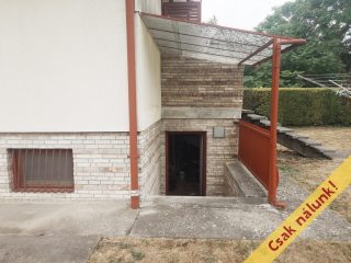 Eladó 135 m²-escsaládi ház Velence (Velence) , Kemping utca: 89'900'000 Ft