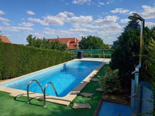 Eladó 176 m²-escsaládi ház Velence (Velence) , Tünde utca: 198'000'000 Ft