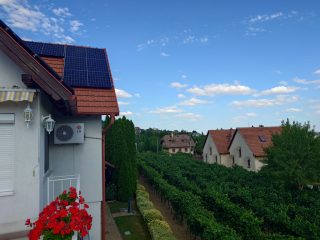 Eladó 176 m²-escsaládi ház Velence (Velence) , Tünde utca: 198'000'000 Ft