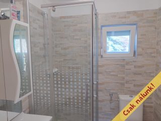 Eladó 50 m²-esüdülő Velence (Velence) , VI utca: 49'900'000 Ft