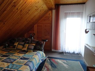 Eladó 130 m²-escsaládi ház Veresegyház, Fenyves utca: 109'900'000 Ft