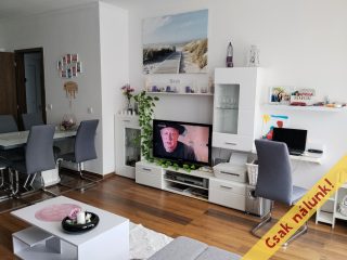 Eladó 55 m²-estársasházi lakás Veresegyház, Gyermekliget utca: 81'900'000 Ft