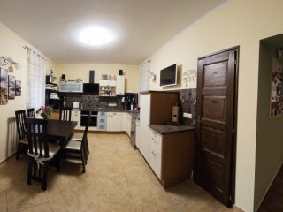 Eladó 140 m²-escsaládi ház Veresegyház, Öreghegy: 149'900'000 Ft