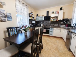 Eladó 140 m²-escsaládi ház Veresegyház, Öreghegy: 149'900'000 Ft