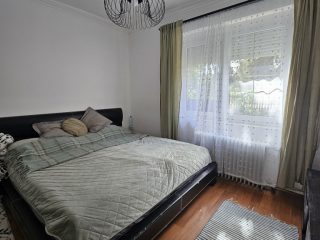 Eladó 160 m²-escsaládi ház Veresegyház, Patak utca: 113'000'000 Ft