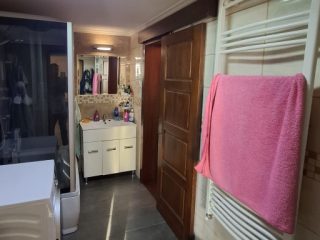 Eladó 150 m²-escsaládi ház Veresegyház, Petőfi utca: 94'500'000 Ft