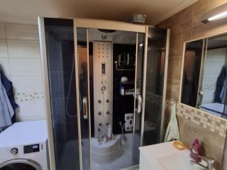 Eladó 150 m²-escsaládi ház Veresegyház, Petőfi utca: 94'500'000 Ft