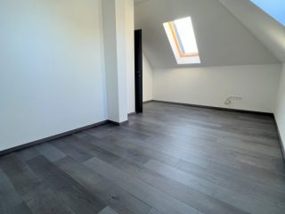 Eladó 160 m²-escsaládi ház Veresegyház, Salamon utca: 119'900'000 Ft