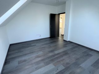 Eladó 160 m²-escsaládi ház Veresegyház, Salamon utca: 119'900'000 Ft