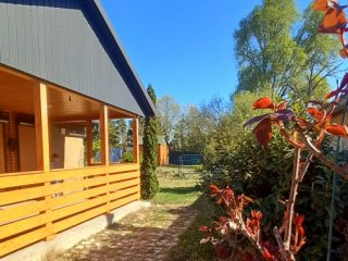 Eladó 45 m²-escsaládi ház Veresegyház, Tópart: 64'000'000 Ft