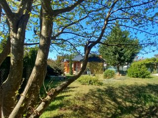 Eladó 45 m²-escsaládi ház Veresegyház, Tópart: 64'000'000 Ft