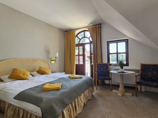 Eladó 848 m²-escsaládi ház Verőce, Árpád út: 415'000'000 Ft