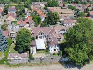 Eladó 935 m²-esvendéglátó egység utcai bejárattal Verőce, Árpád út: 415'000'000 Ft