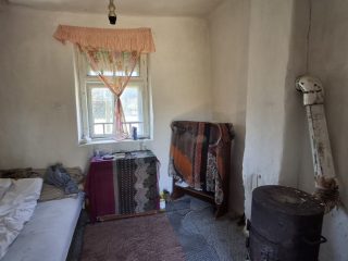 Eladó 50 m²-escsaládi ház Vése, Kis utca: 3'500'000 Ft