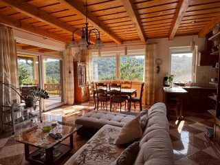 Eladó 165 m²-escsaládi ház Zalacsány, Örvényeshegy utca: 225'000'000 Ft