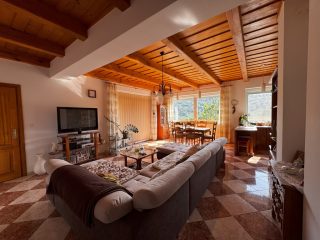 Eladó 165 m²-escsaládi ház Zalacsány, Örvényeshegy utca: 225'000'000 Ft