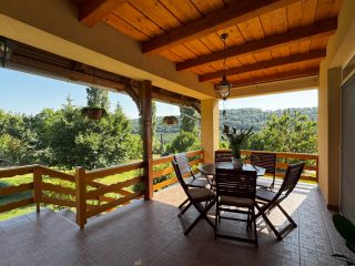 Eladó 165 m²-escsaládi ház Zalacsány, Örvényeshegy utca: 225'000'000 Ft