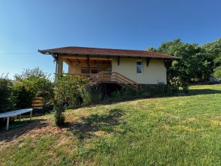 Eladó 165 m²-escsaládi ház Zalacsány, Örvényeshegy utca: 225'000'000 Ft