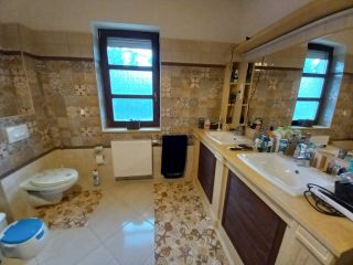 Eladó 450 m²-escsaládi ház Zamárdi, Rege utca: 419'900'000 Ft