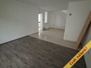 Eladó 80 m²-escsaládi ház Zebegény, Deák Ferenc utca: 59'900'000 Ft
